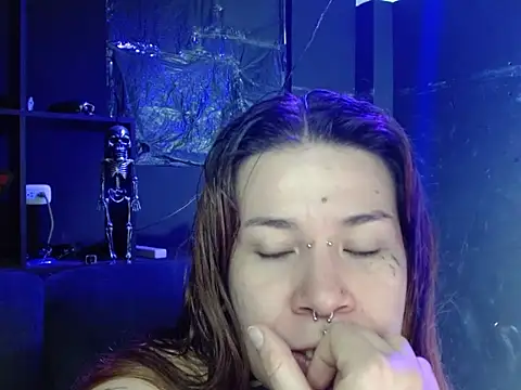 Pandora 9666 online show from 12-22-25, 04:07