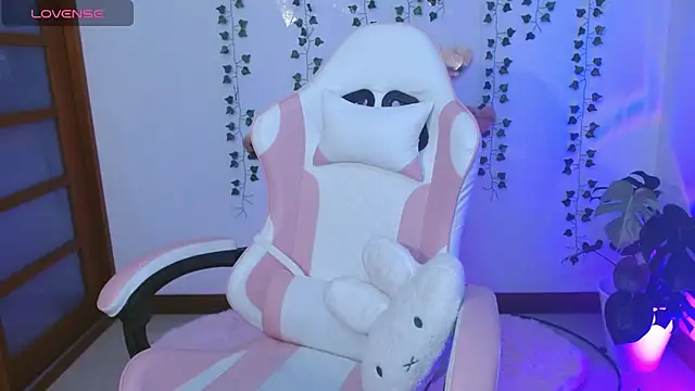 hellokitty  valery online show from 07-10-26, 02:22