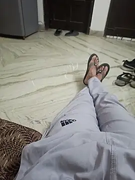 Delhi BoyBigcock online show from 11-05-25, 07:39