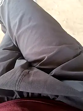 Delhi BoyBigcock online show from 03-10-25, 10:28