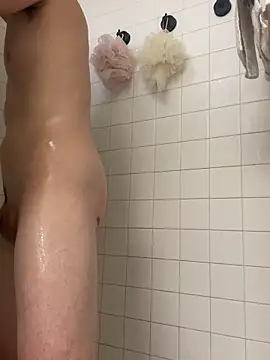 Polaroid White online show from 10-01-25, 08:24