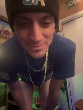 Polaroid White online show from 01-13-26, 10:19