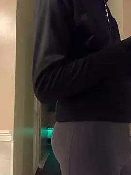 Polaroid White online show from 03-10-25, 08:39