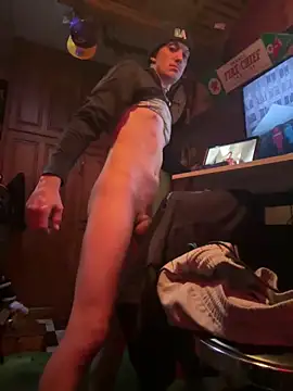 Polaroid White online show from 03-04-25, 09:51