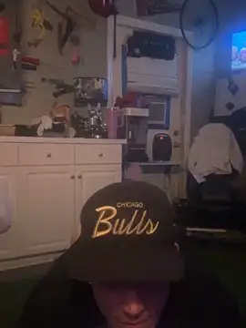 Polaroid White online show from 12-15-25, 11:05