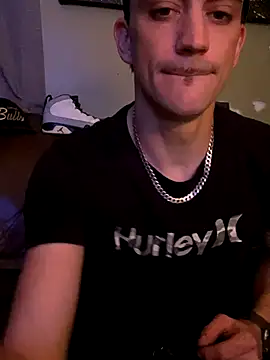 Polaroid White online show from 10-17-25, 08:50