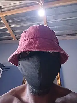 Snapshot of TheBlackT chatting on 07-16-26, 07:16 TheBlackT online show from 07-16-26, 07:16