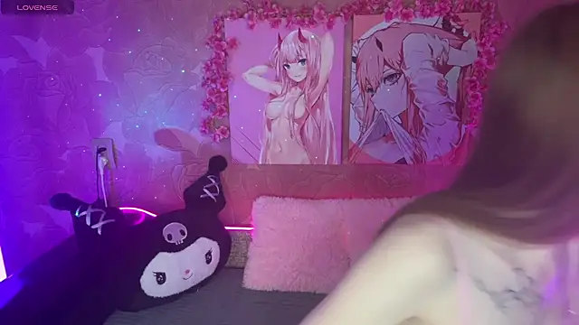 Adele kawaii online show from 10-25-25, 04:22