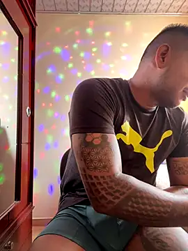 Saipuer31 online show from 12-05-25, 07:01