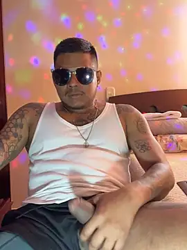 Saipuer31 online show from 12-22-25, 07:47