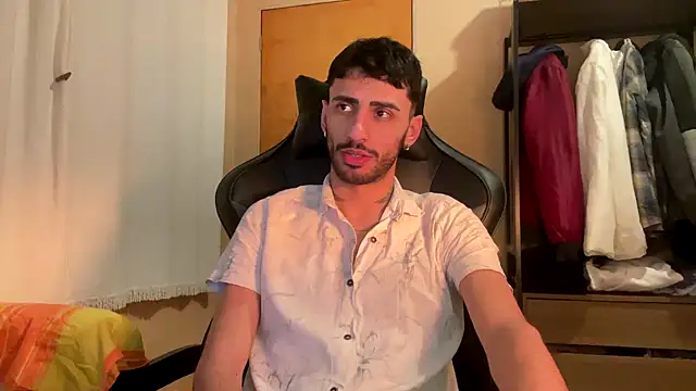 Snapshot of iendriw chatting on 09-16-25, 01:39 iendriw online show from 09-16-25, 01:39