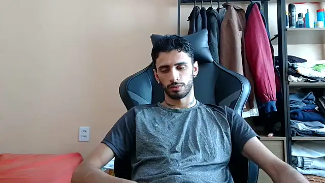 Snapshot of iendriw chatting on 03-19-26, 02:28 iendriw online show from 03-19-26, 02:28