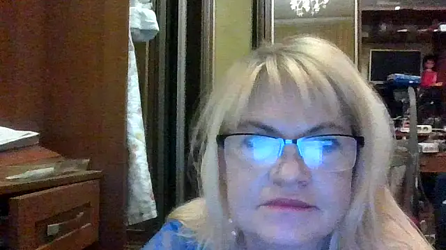 Snapshot of Heidi-Helga chatting on 09-18-25, 03:09 Heidi-Helga online show from 09-18-25, 03:09