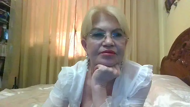 Snapshot of Heidi-Helga chatting on 03-16-25, 08:32 Heidi-Helga online show from 03-16-25, 08:32