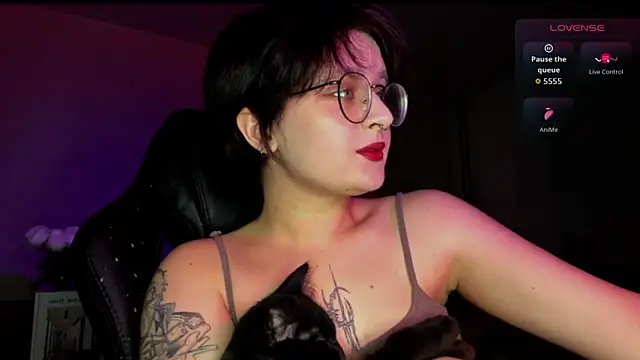 Sonya mikki online show from 10-25-25, 03:23