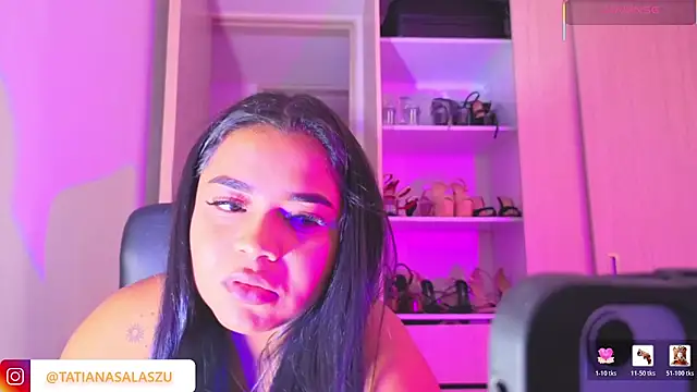 Snapshot of tatiana_10 chatting on 05-18-26, 04:07 tatiana 10 online show from 05-18-26, 04:07