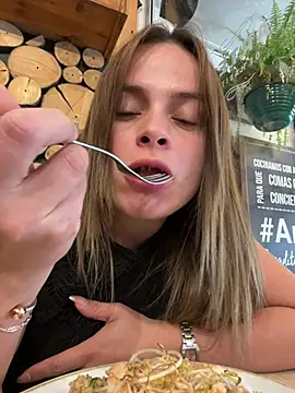 gynna kimera online show from 03-11-25, 07:14