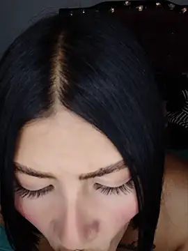 Snapshot of Kylie_brazt chatting on 04-22-26, 02:40 Kylie brazt online show from 04-22-26, 02:40