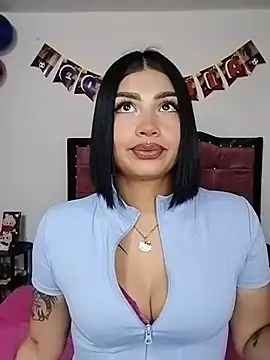 Snapshot of Kylie_brazt chatting on 06-21-26, 04:07 Kylie brazt online show from 06-21-26, 04:07