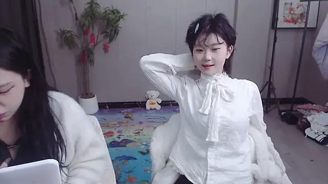 Snapshot of Facai55555 chatting on 03-08-25, 11:37 Facai55555 online show from 03-08-25, 11:37