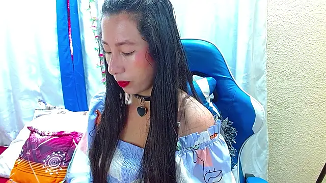 Gia leinn online show from 03-18-26, 02:30