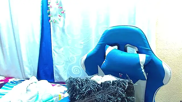 Gia leinn online show from 01-06-26, 02:32