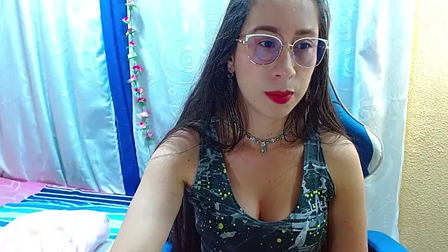 Gia leinn online show from 01-19-26, 02:54