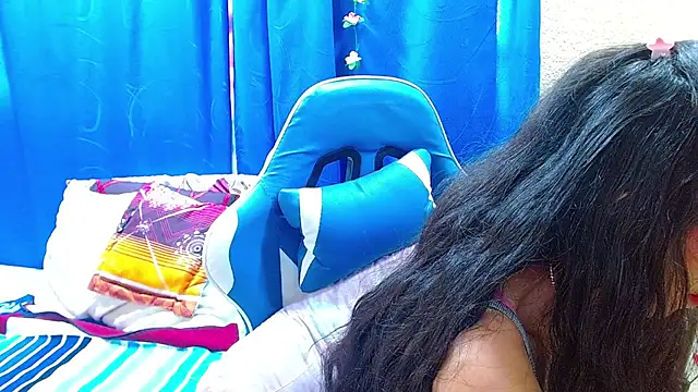 Gia leinn online show from 07-05-26, 02:24