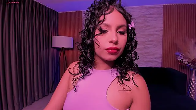 hannah thomson  online show from 10-02-25, 03:21