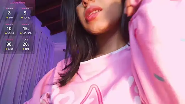 hannah thomson  online show from 03-17-25, 10:29