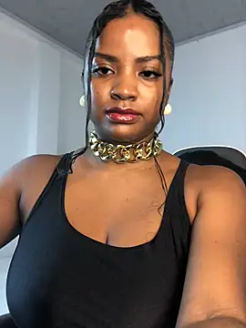 Snapshot of ValerieBlakee chatting on 05-28-26, 10:15 ValerieBlakee online show from 05-28-26, 10:15