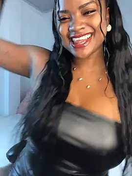 Snapshot of ValerieBlakee chatting on 05-24-26, 01:33 ValerieBlakee online show from 05-24-26, 01:33