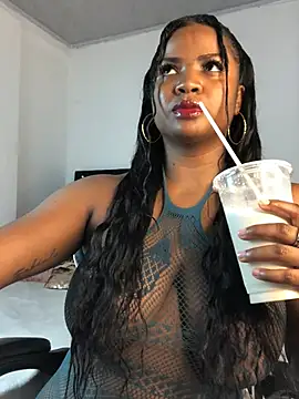 Snapshot of ValerieBlakee chatting on 05-26-26, 10:08 ValerieBlakee online show from 05-26-26, 10:08