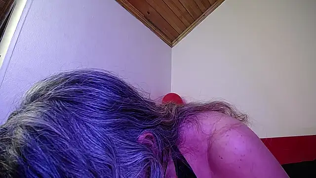 Snapshot of Parysscott chatting on 03-07-25, 01:29 Parysscott online show from 03-07-25, 01:29