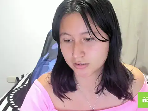 Snapshot of xoxo_kiitty chatting on 10-08-25, 03:41 xoxo kiitty online show from 10-08-25, 03:41
