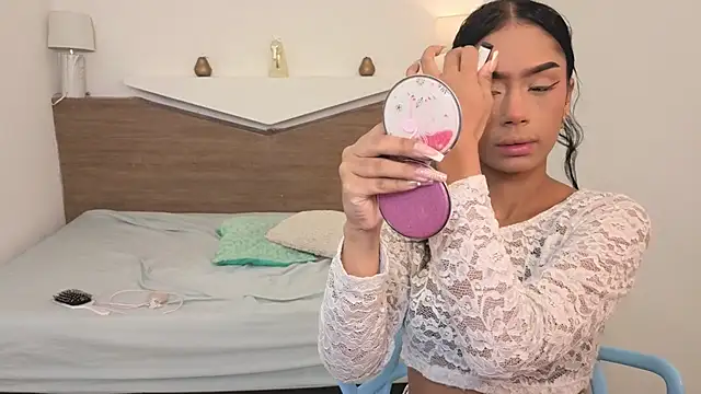 ChloeMoon9 online show from 01-13-26, 01:15