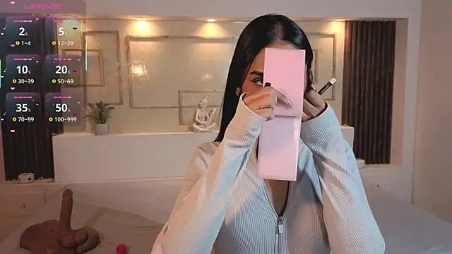 ChloeMoon9 online show from 11-08-25, 11:25