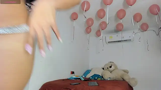 flor herrera01 online show from 01-14-26, 06:39