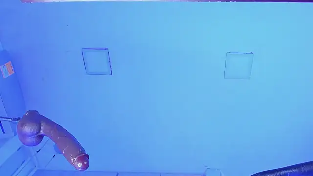 ValentinoMoreti online show from 11-23-25, 06:12