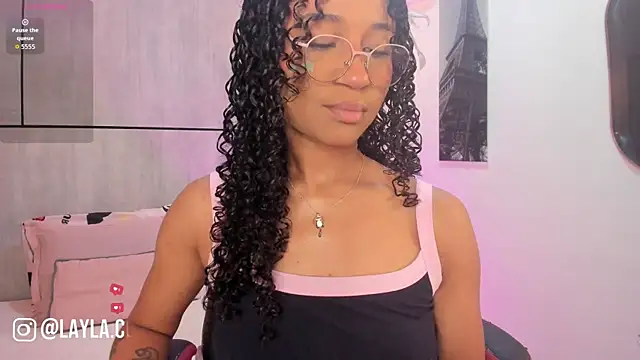 Layla Clarke online show from 03-30-26, 04:03