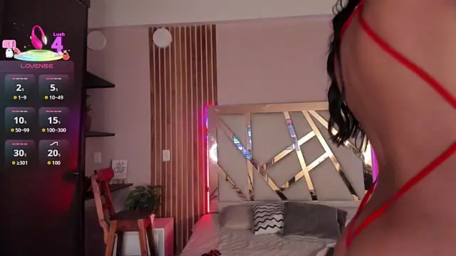 sweetviolet   online show from 11-05-25, 12:08