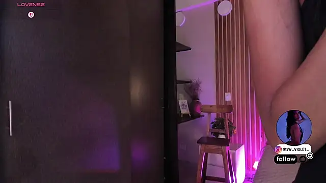 Snapshot of sweetviolet__ chatting on 02-10-26, 12:15 sweetviolet online show from 02-10-26, 12:15