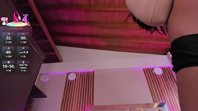 sweetviolet   online show from 11-06-25, 12:09