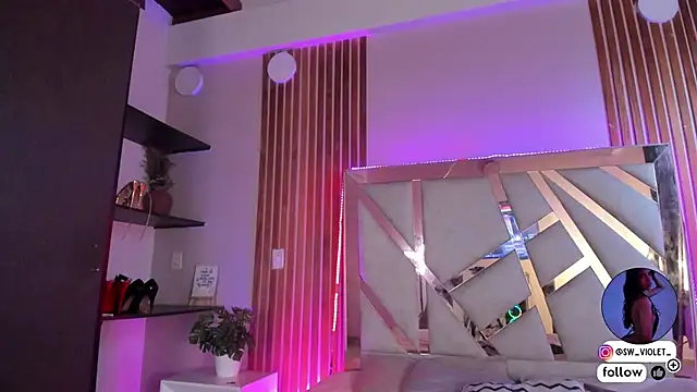 sweetviolet   online show from 11-20-25, 12:06