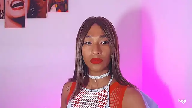 Snapshot of red_veltet chatting on 09-19-25, 04:05 red veltet online show from 09-19-25, 04:05