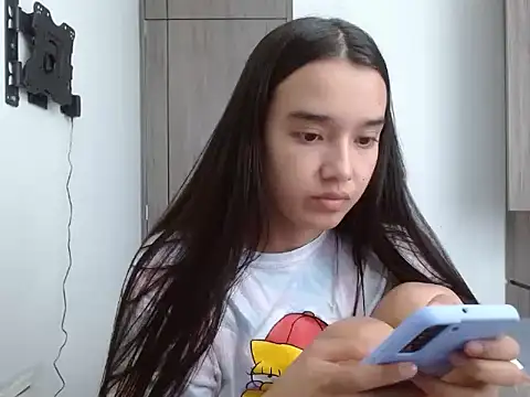  luna 777 online show from 04-22-26, 02:24