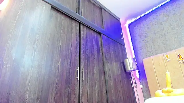 ava-am online show from 12-18-25, 02:16