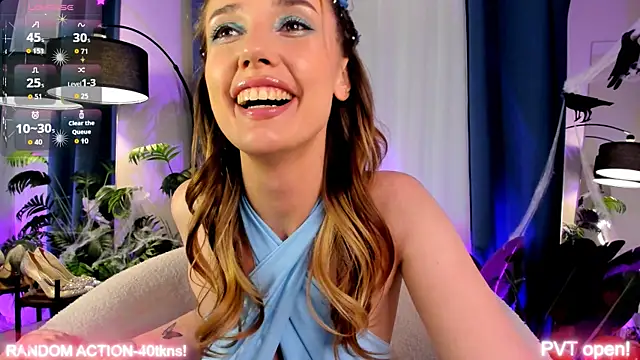 luna joy  online show from 10-30-25, 11:19