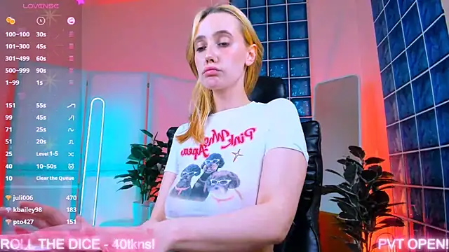 luna joy  online show from 02-26-25, 05:10