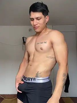 MaxxxSteil online show from 03-07-25, 03:28